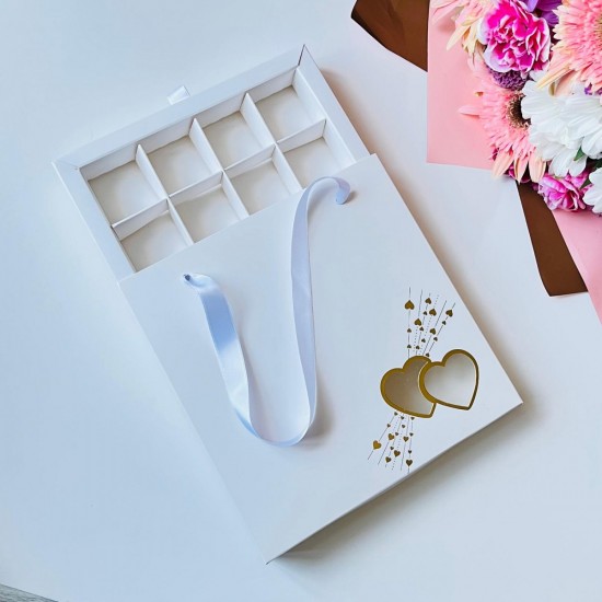 16 Bölmeli Çanta Model Bonbon Çikolata Kutusu-Gold Yaldız Kalp (10 Adet)